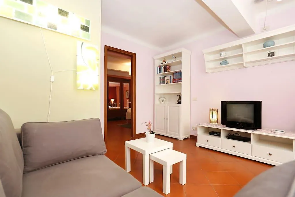 Apartment Nina Lucca